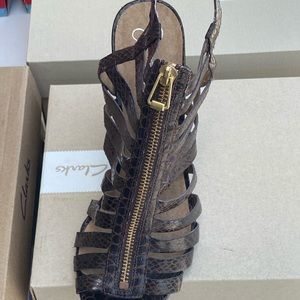 Jessica Simpson brown leather wedges